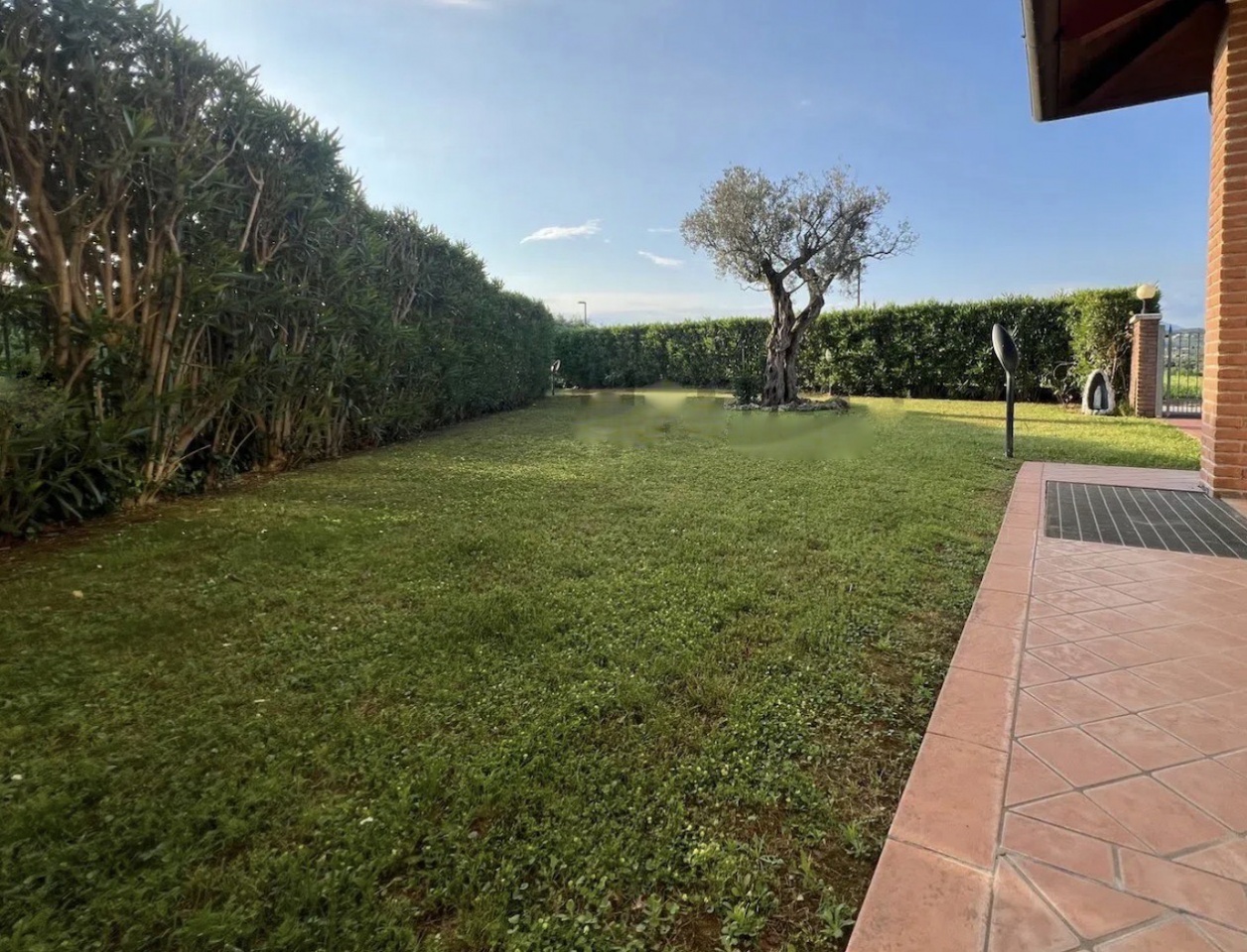 cerca Scarperia E San Piero  VILLA A SCHIERA VENDITA